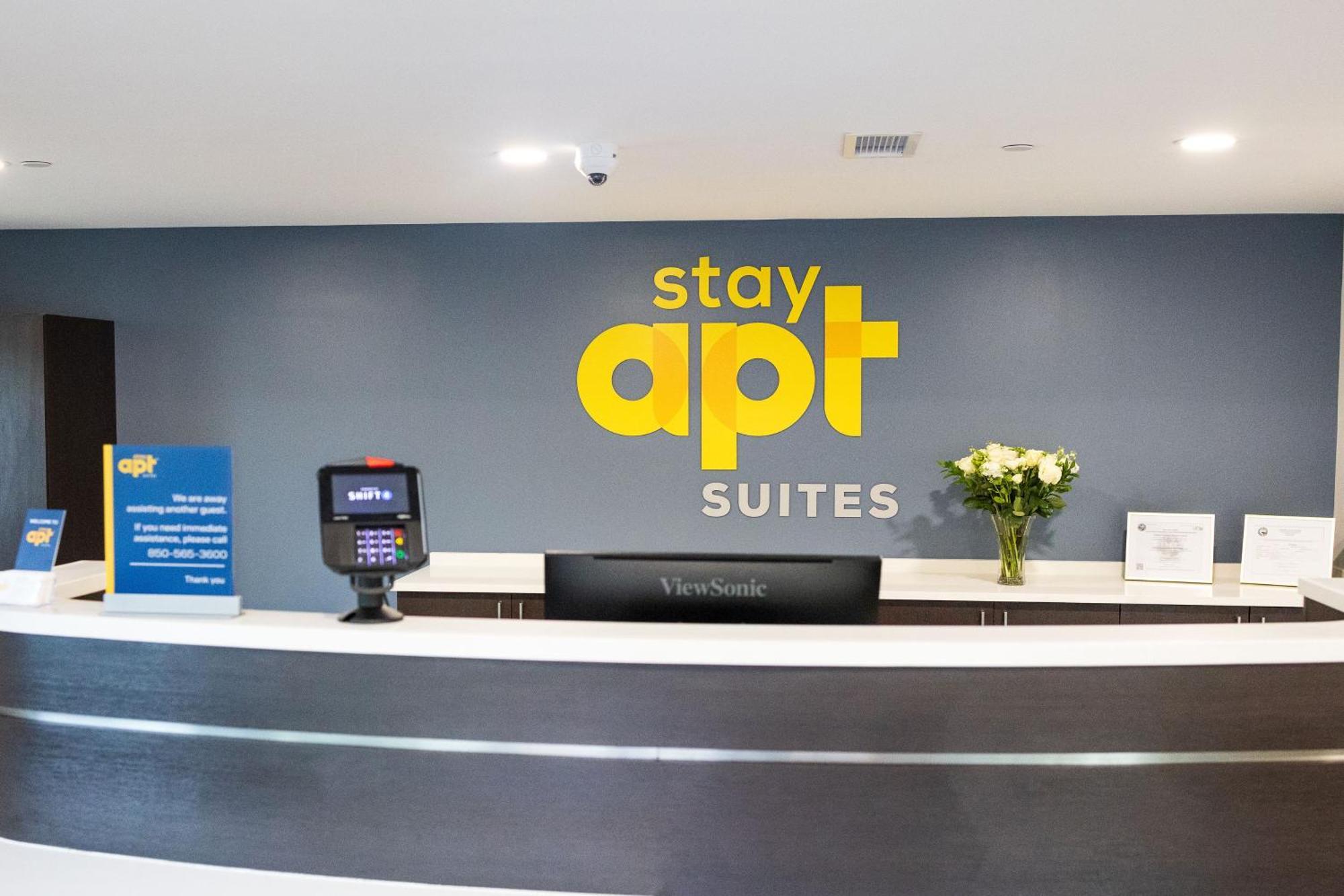 Stayapt Suites Raleigh-Durham/Rtp Clegg Exterior foto
